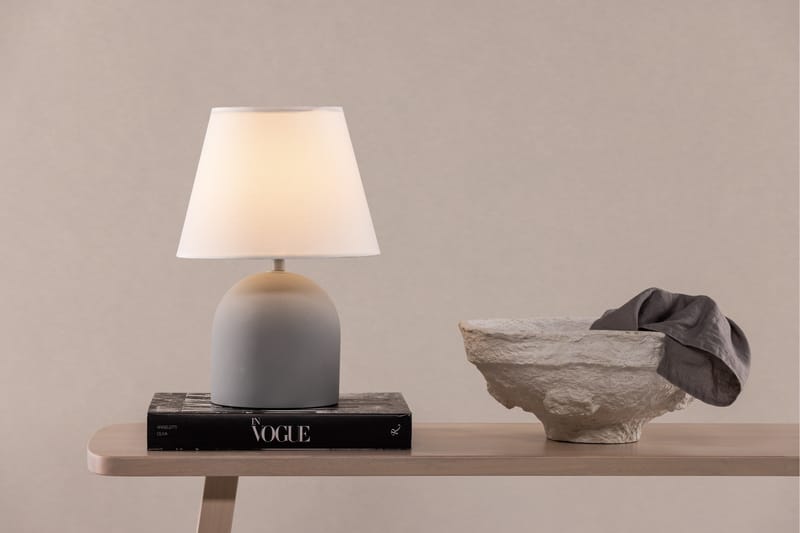 Styrsö Bordlampe 37 cm - Grå - Belysning - Lamper & indendørsbelysning - Vindueslampe - Vindueslampe på fod