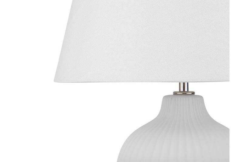 Fergus bordlampe 33 cm - Hvid - Belysning - Lamper & indendørsbelysning - Bordlampe