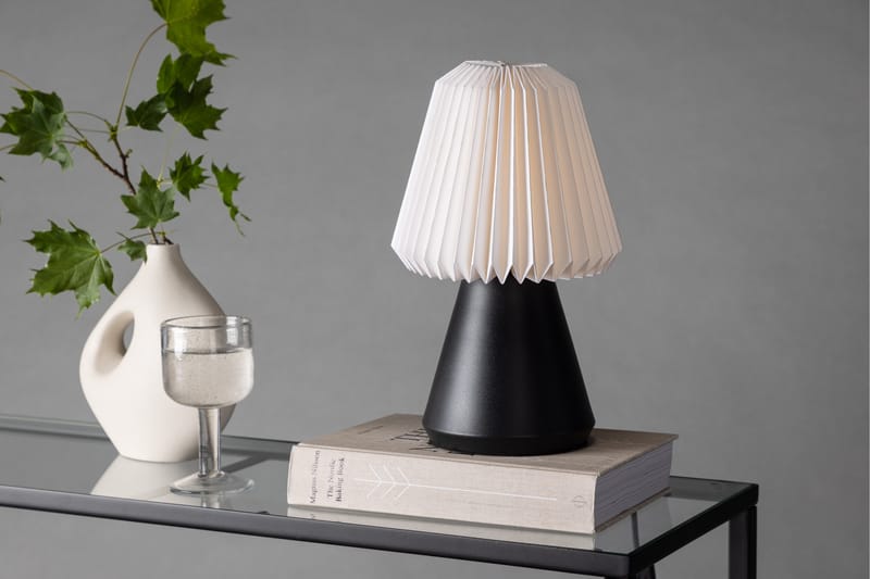 Fjällen Bordlampe - Sort - Belysning - Lamper & indendørsbelysning - Vindueslampe - Vindueslampe på fod