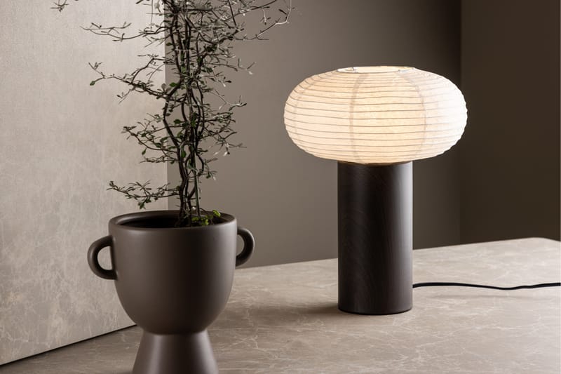 Hovfjället Bordlampe 32,5 cm - Beige - Belysning - Lamper & indendørsbelysning - Vindueslampe - Vindueslampe på fod