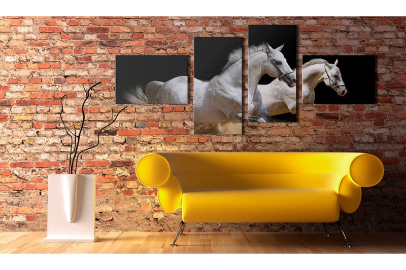 Billede Animal World- White Horses Galloping 100x45 - Artgeist sp. z o. o. - Boligtilbehør - Billeder & kunst - Billeder på lærred