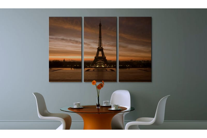 Billede Eiffel Tower At Dusk 60x40 - Artgeist sp. z o. o. - Boligtilbehør - Billeder & kunst - Billeder på lærred