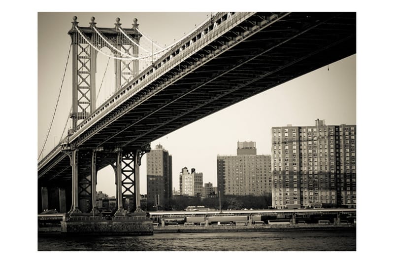 Fototapet Manhattan Bridge New York 200x154 - Artgeist sp. z o. o. - Boligtilbehør - Vægdekoration - Tapeter - Fototapeter