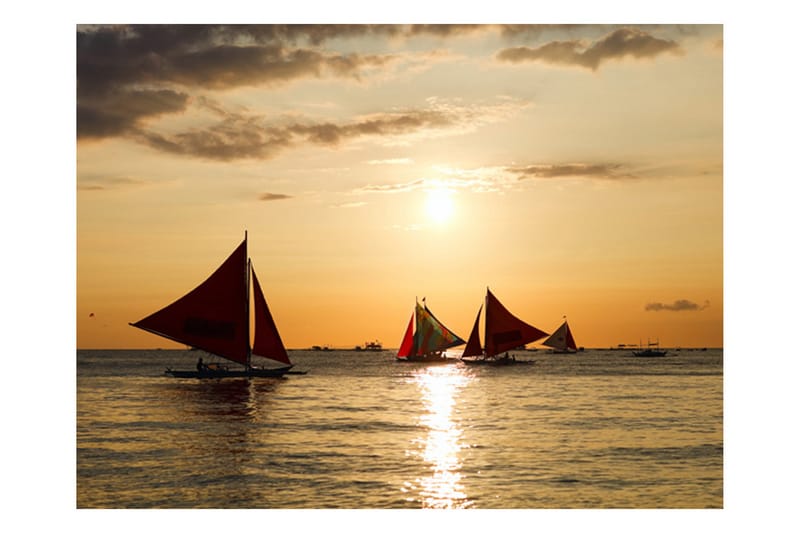 Fototapet Sailing Boats Sunset 300x231 - Artgeist sp. z o. o. - Boligtilbehør - Vægdekoration - Tapeter - Fototapeter