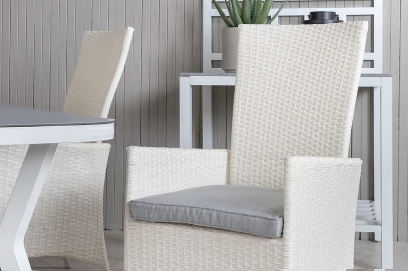 Virya Spisebordssæt 160cm + 4 Padova Reclinerstole - Sort/Natur - Havemøbler - Udendørsgruppe - Havesæt