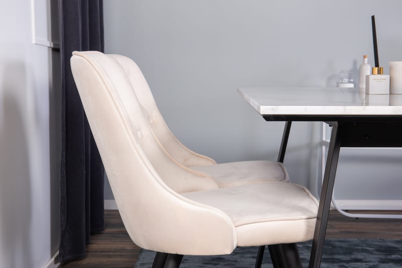 Estelle Spisebordssæt 140 cm Rektangulær med 4 Velvet Stole - Beige - Møbler - Borde - Spisebordssæt