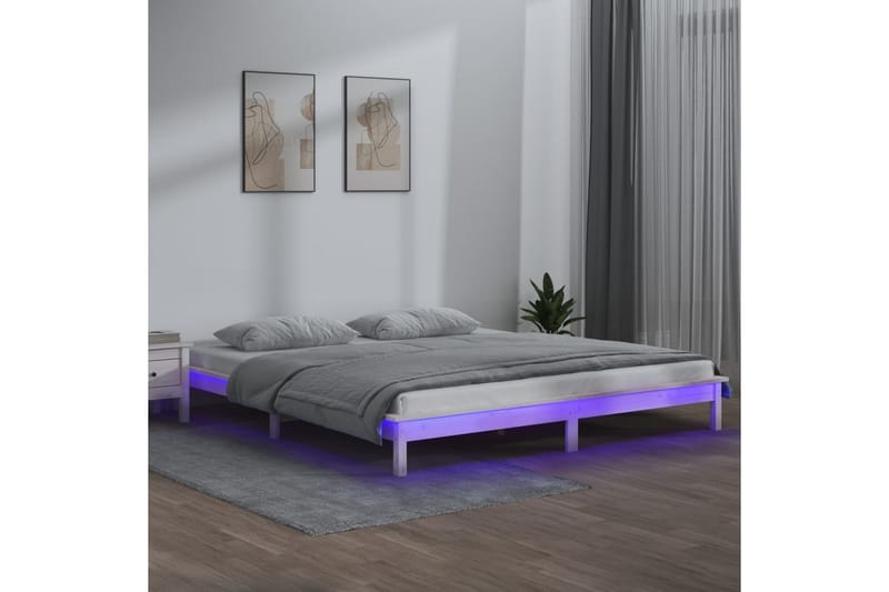 beBasic sengeramme med LED-lys 120x200 cm massivt træ hvid - Hvid - Møbler - Senge - Sengeramme & sengestel