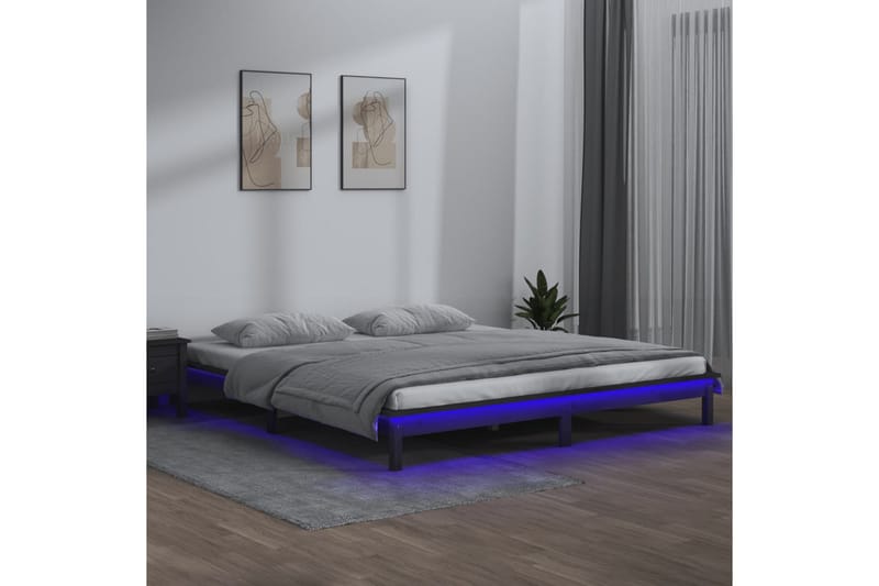 beBasic sengeramme med LED-lys 135x190 cm dobbelt massivt træ grå - GrÃ¥ - Møbler - Senge - Sengeramme & sengestel