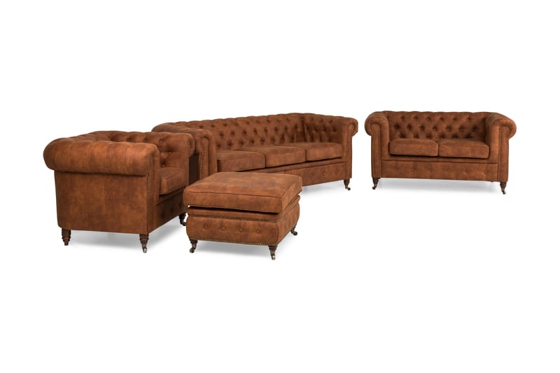 Chesterfield Deluxe Sofagruppe 3+2+1 med Fodskammel Læderlook - Cognac / Brun - Møbler - Sofaer - Sofagrupper - Howard sofagruppe