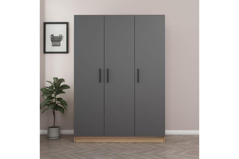 Fruitland Garderobe 135 cm - Brun - Opbevaring - Tøjopbevaring - Garderobeskabe