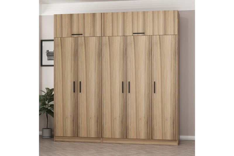 Fruitland Garderobe 225 cm - Brun - Opbevaring - Tøjopbevaring - Garderobeskabe