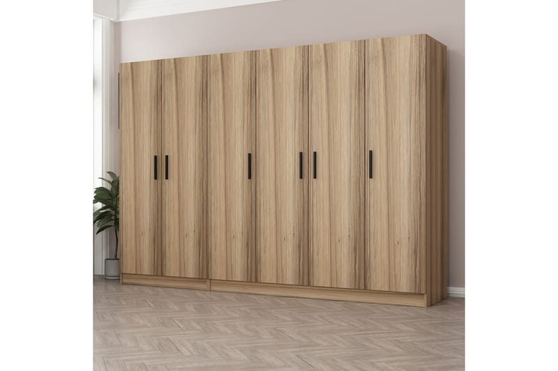 Fruitland Garderobe 270 cm - Brun - Opbevaring - Tøjopbevaring - Garderobeskabe