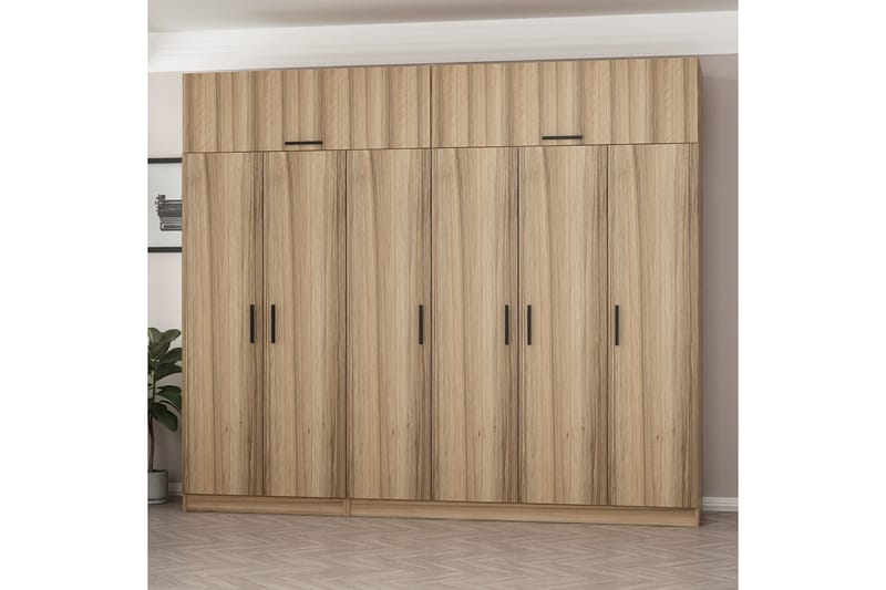 Fruitland Garderobe 270 cm - Brun - Opbevaring - Tøjopbevaring - Garderobeskabe